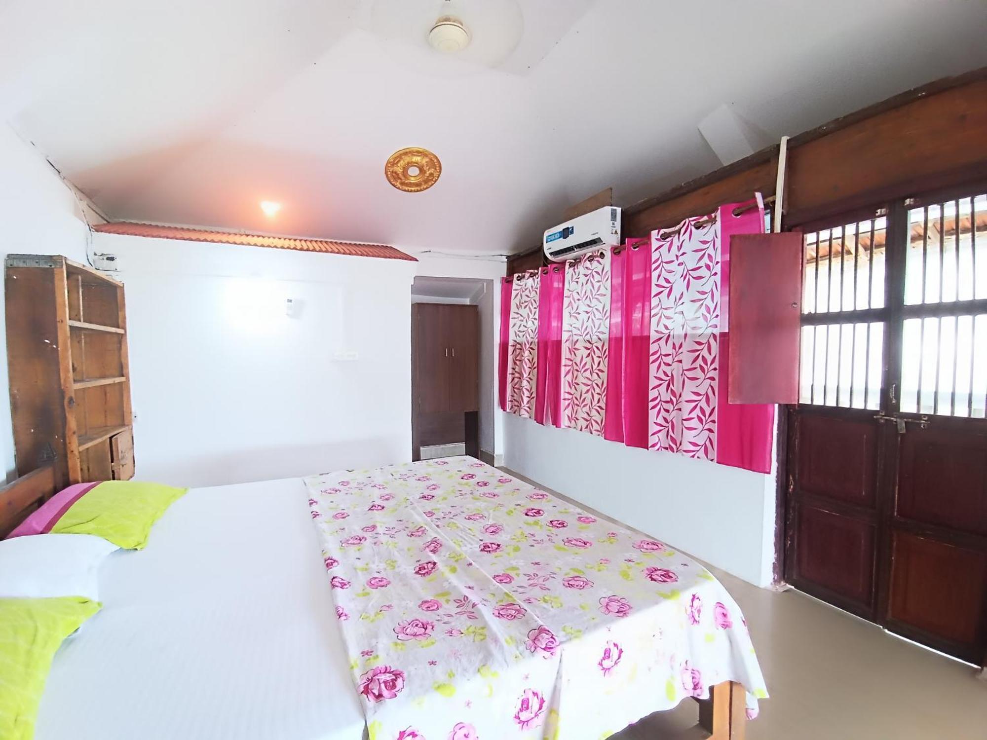 Monsoon Hotel Agonda Bilik gambar