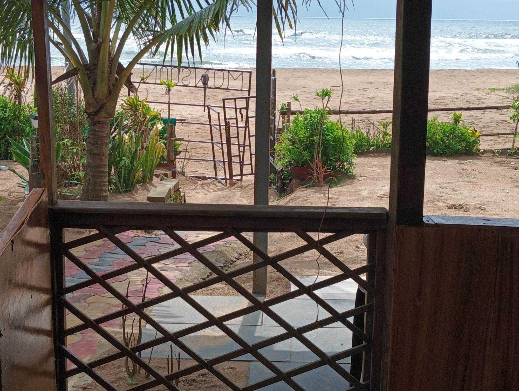 Monsoon Hotel Agonda Bilik gambar
