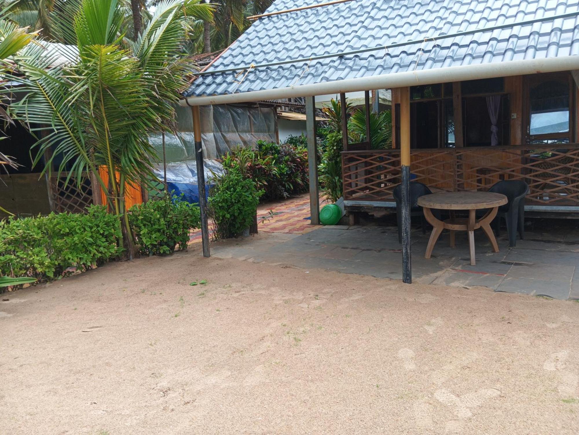 Monsoon Hotel Agonda Luaran gambar