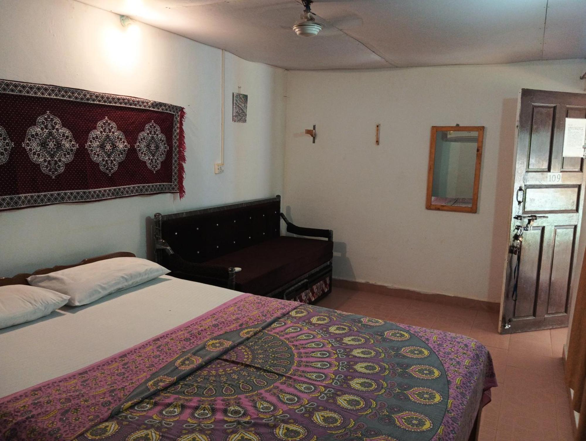 Monsoon Hotel Agonda Bilik gambar